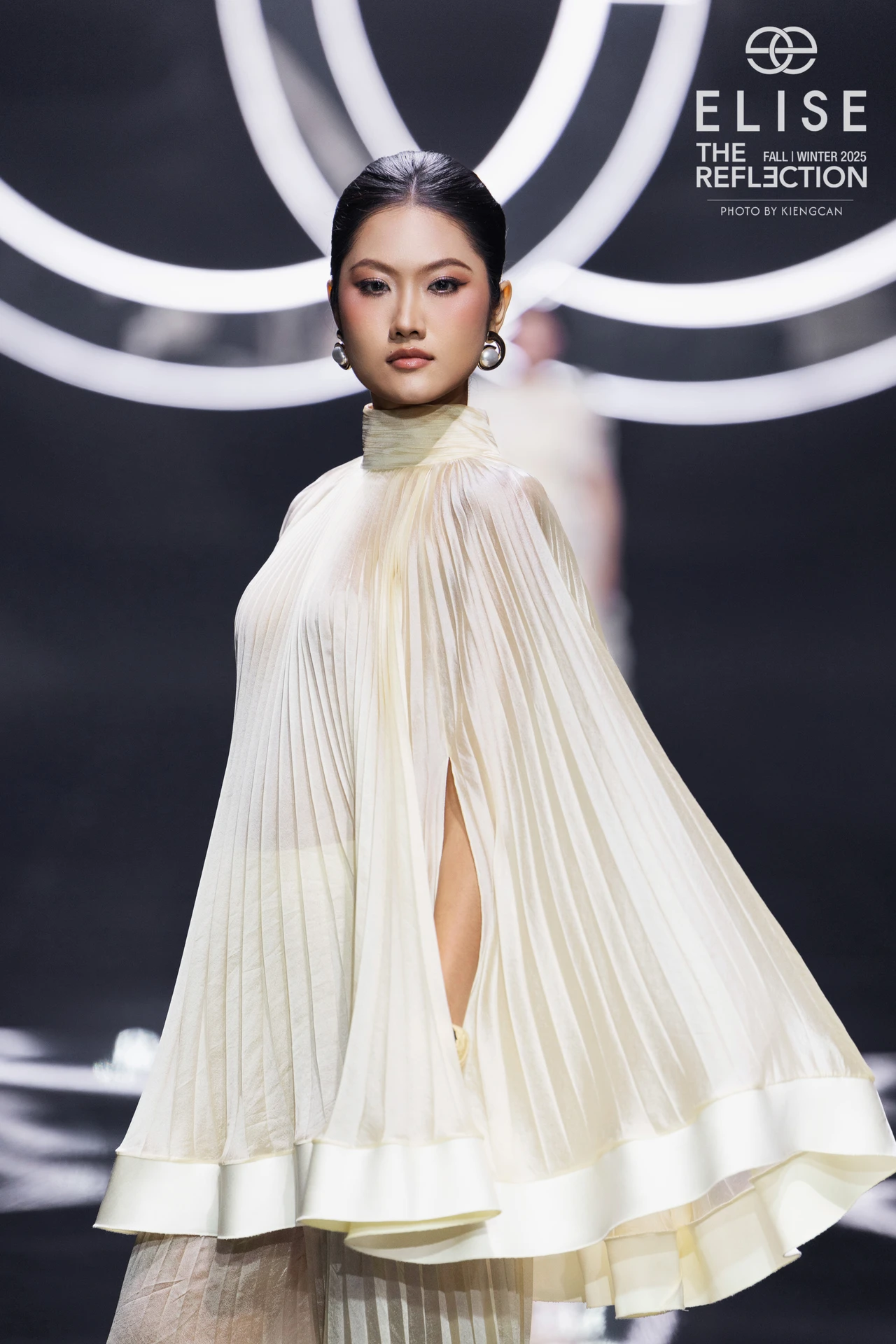 Runway 4
